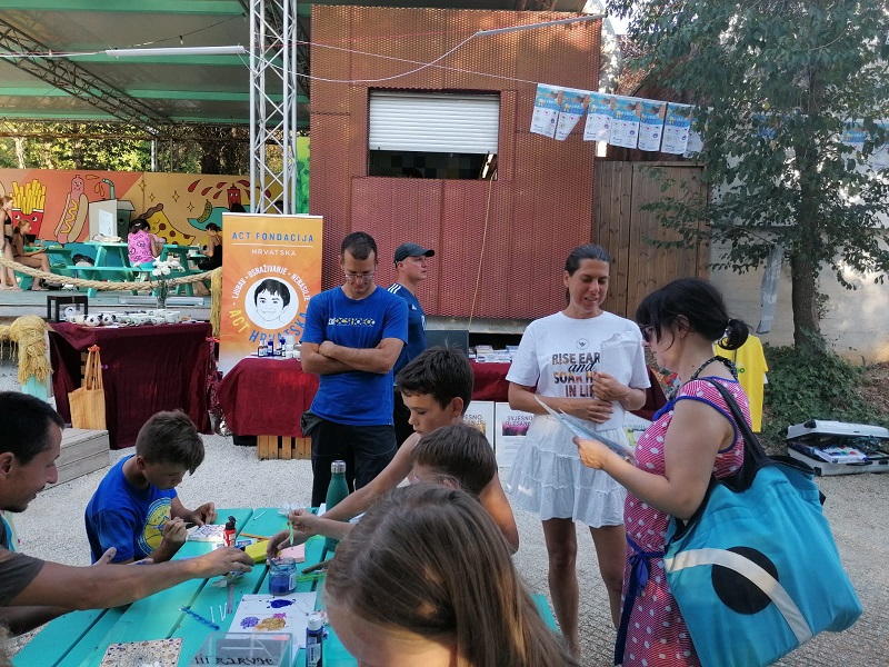 klub-ranoranilaca-na-festivalu-slavimo-zivot-2022 (3)